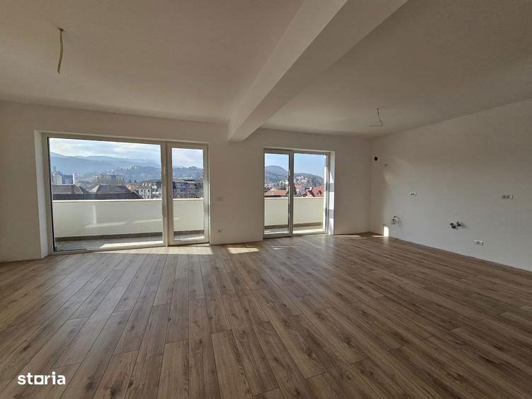 3 camere finalizat *Zona centrala *Vedere Tampa/Postavaru - 2