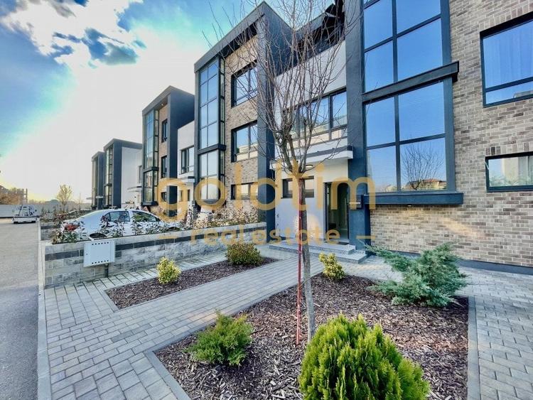 NOU/SUPERB/ CURTE/ PARCARE - 50