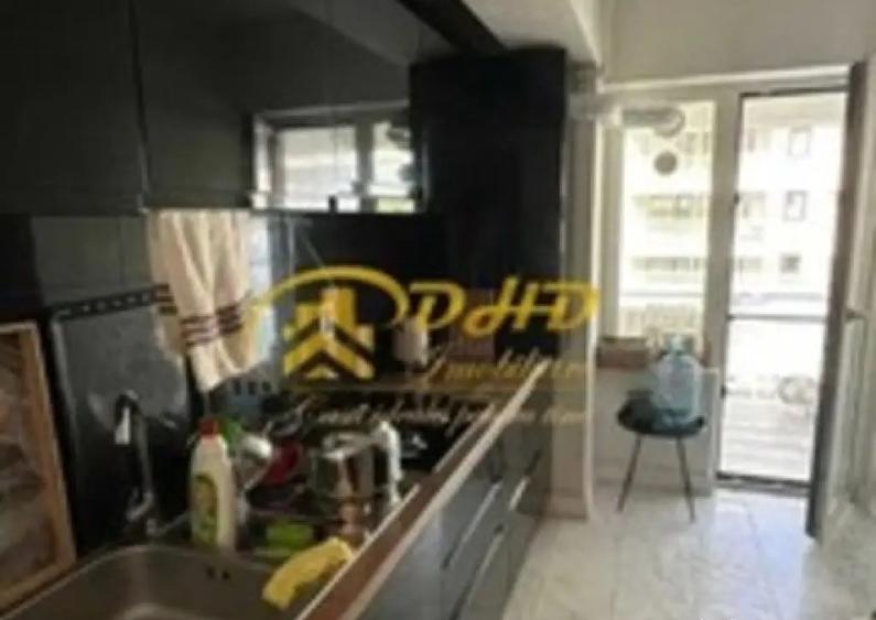 Apartament cu 2 camere situat la Royal Town - 3