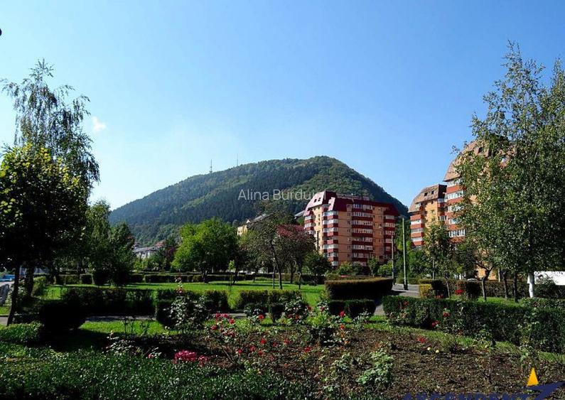 Decomandata, renovata, cu balcon, Racadau, Brasov Decomandata, renovata, cu balcon, Racadau, Brasov