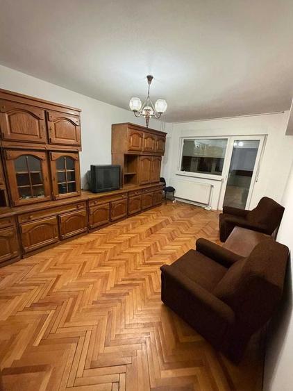 Central |  3 camere | Decomandat | Centrala Proprie. - 3