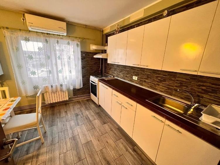 Închiriez apartament 2 camere decomandat lângă parcul Carrefour Brătianu - 1