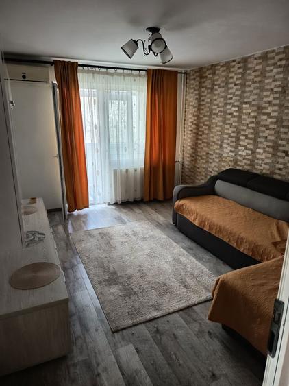 Apartament 2 camere decomandat vest - 1