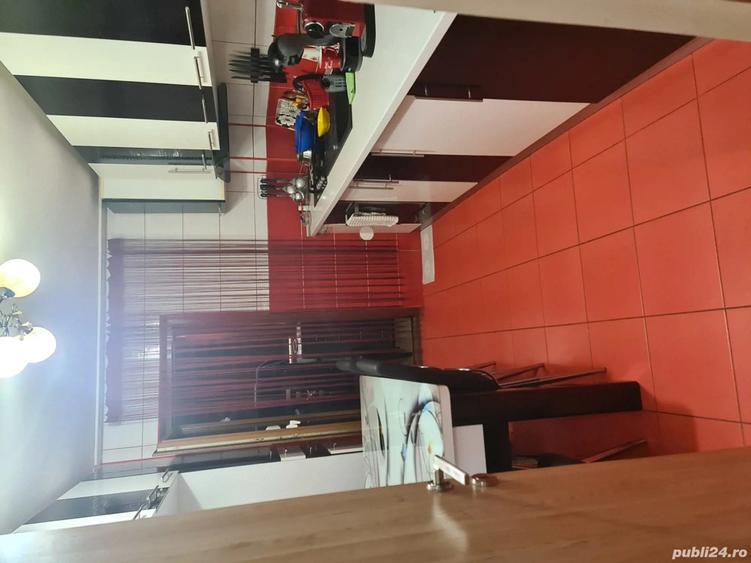 Apartament de vanzare cu posibilitate de spatiu comercial- 78mp2 zona - 3