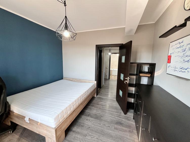 Apartament 3 camere cu loc de parcare in Floresti - 9