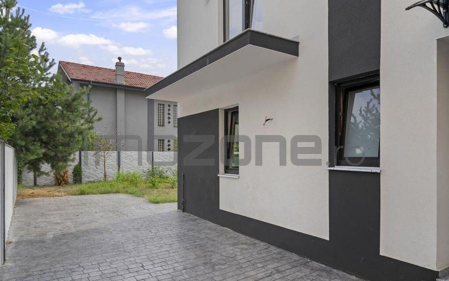 Casa spa?ioasa cu terasa ?i loc de parcare Milit... - 12