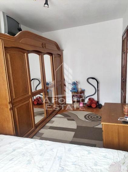 Apartament cu 2 camere, etajul 3, zona Girocului - 2