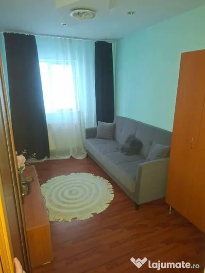 Apartament de vanzare, 3 camere(70 m2), etajul 4 din 4, decomandat, in Olteni?a, - 7