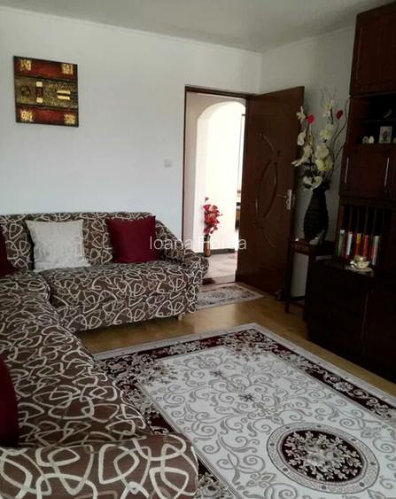 Apartament cu 2 camere decomandat Falticeni central Apartament cu 2 camere decomandat Falticeni central