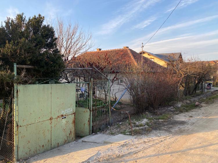 Casa cu teren de vanzare - 3