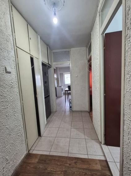 Garsoniera decomandata 40mp Vitan / Mall Vitan - 4