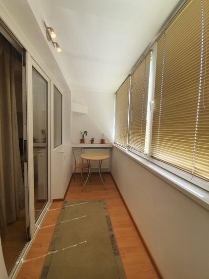 Titan - metrou 5 min , garsoniera moderna, mobilata, utilata, canapea extensibil - 1