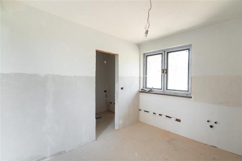 Casa cu living+3 camere cu panorama si teren mare pe Sofiei - 16