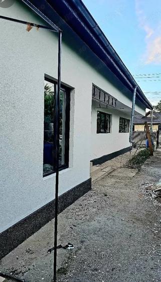 Casa la curte, Comuna Gheraseni jud. Buzau Pre? in - 8