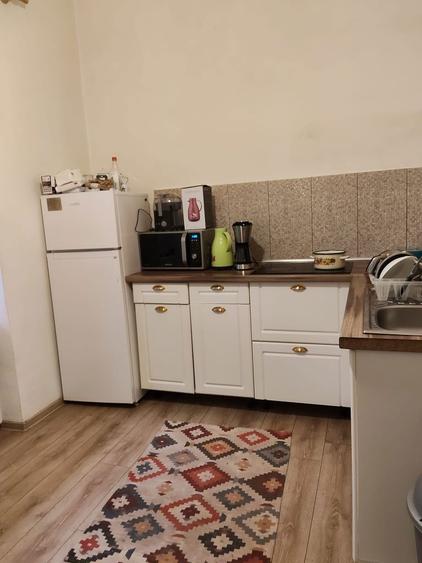 APARTAMENT DE VANZARE in centrul orasului. Apartament 100 m2 - 3