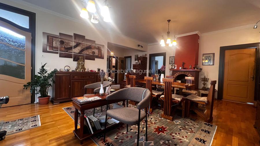 Casa cu Istorie și teren generos+clădire pentru afacere sau Evenimente-Hălchiu