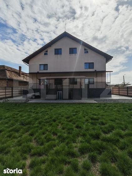 Duplex 267 mp, teren 374 mp, in Poiana - 12