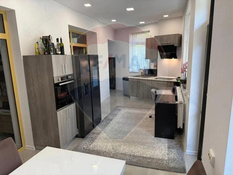 Casa moderna de vanzare - 3 camere - str. George Cosbuc - 1