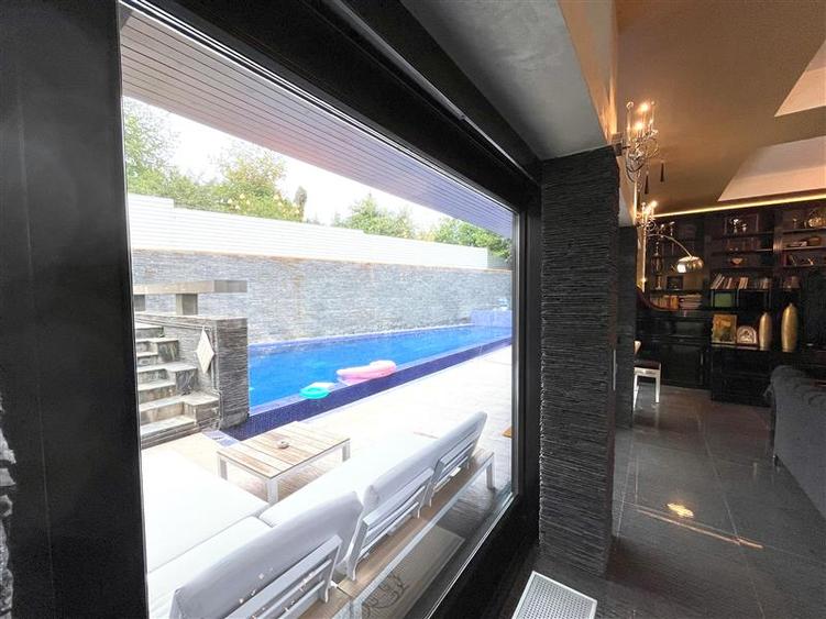 Vila  de vanzare  Bucium, - 36