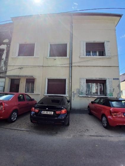 Apartament centrul vechi 3 camere renovat integral - 2