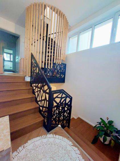 Vilă Individuală 7 Camere,  teren 572 mp Drumul Dobroesti Fundeni - 12