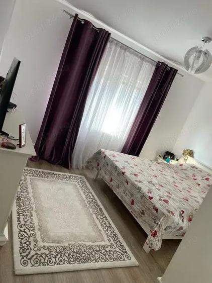 Inchiriez apartament 2 camere , decomandat zona Lenin - 5