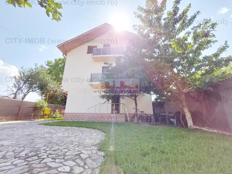 Vanzare casa / vila cu  7 camere  in Oras Otopeni , jud Ilfov - 4