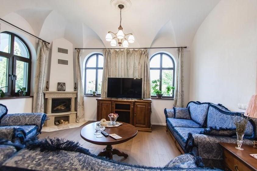 CORBEANCA in imediata apropiere a lacului si la liziera padurii - 3