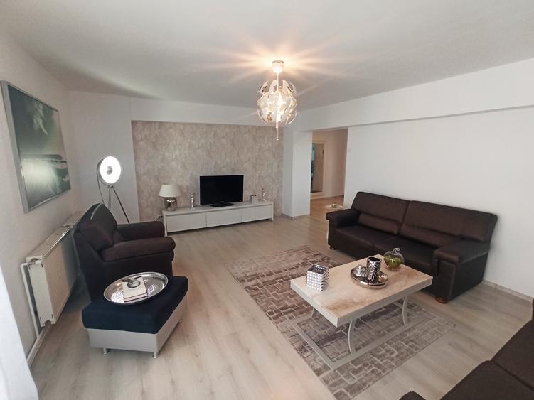 Apartament 3 camere, Calea Bucuresti, mobilat, centrala - 2