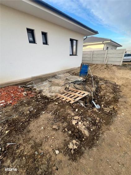 Casă cu 2 camere cu Teren 500 Mp în Nojorid