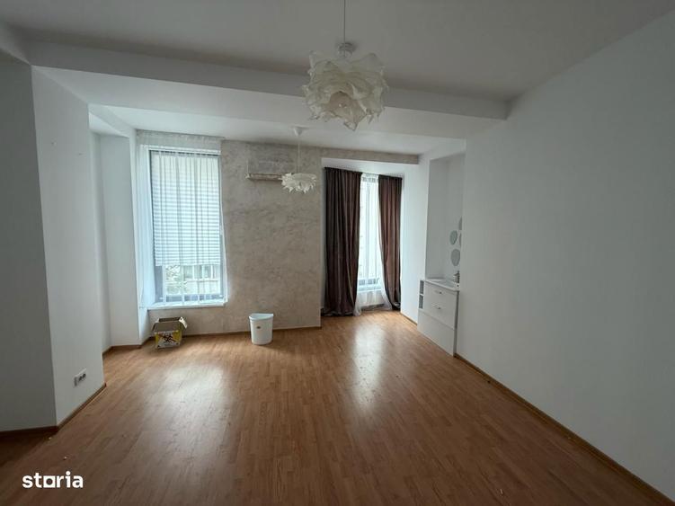 175mp, cladire birouri, zona Mall-Vitan, et 2, open space, 1500 - 5