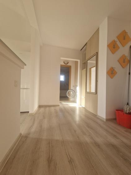 Navodari (Sud)- 2 camere decomandate, centrala gaze, liber -65.000euro - 8