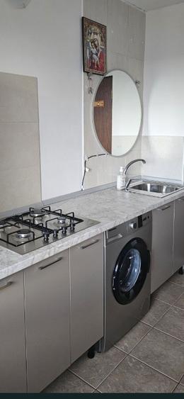 Camera moderna -renovata- Florilor - 4