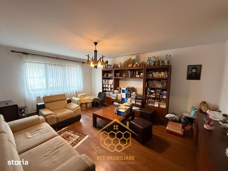 Apartament spatios 3 camere la 10 minute de centru cu loc de parcare - 9