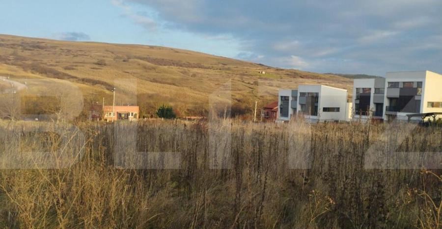 Teren intravilan 2344 mp, construibil imediat, zona Terra Ga - 1