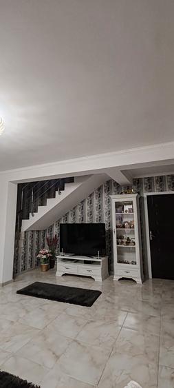 Casa cu piscina+ garaj in VADU PASII - 3