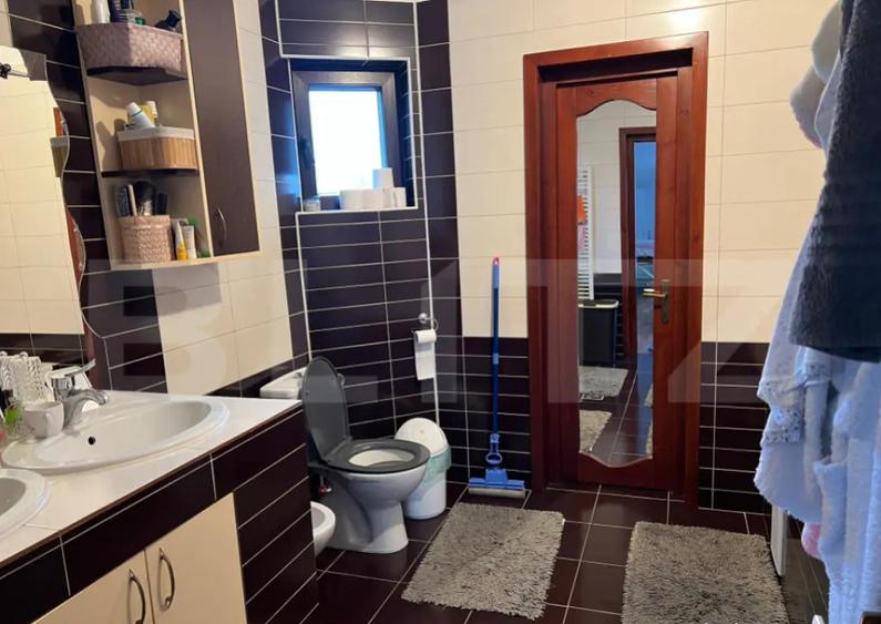 Casa individuala de vanzare in Nazna 2200 mp teren, - 2