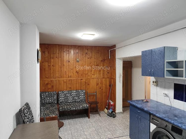 Inchiriez apartament 2 camere mobilat Inchiriez apartament 2 camere mobilat