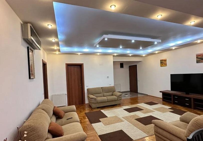Apartament cu 3 camere semidecomandat, mobilat în Herăstrău — fotografia 3