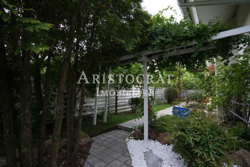 Vila 5 camere pozitie excelenta - 9