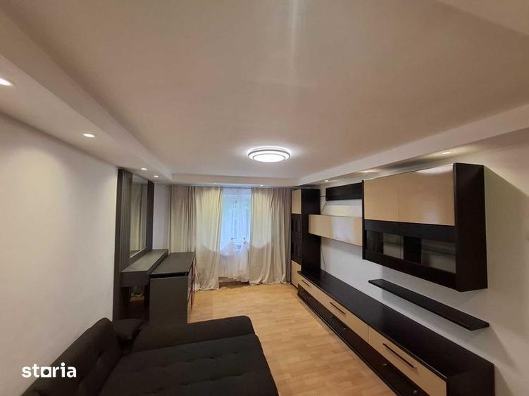 Apartament 3 camere, Nicolina, str.Lacului - 1