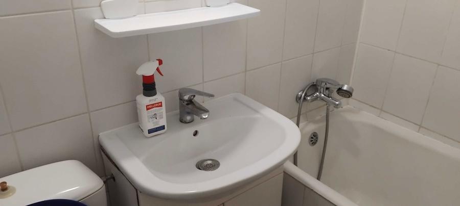 Proprietar inchiriez ap 2 cam langa Medicina - 5