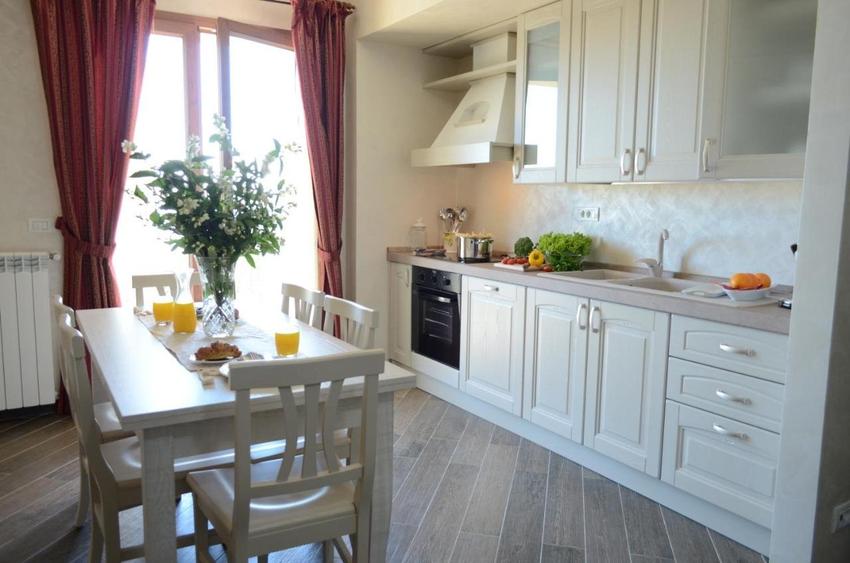 Apartament 3 camere 2 bai mobilat utilat intrare statiunea Mamaia - 1