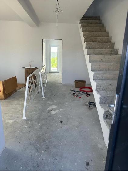 De Vanzare jumate de duplex - 4