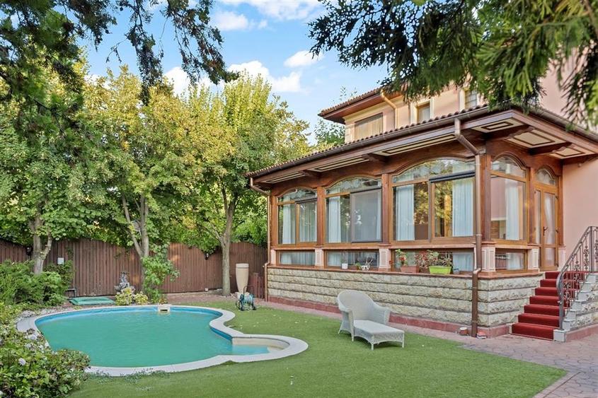 Vila individuala   D+P+1   Iancu Nicolae   proximitate British School comision 0 - 1