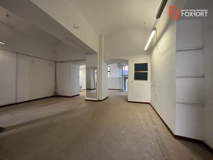 Spatiu comercial, Parter + Demisol, 200 mp, in Piata Libertatii - 6