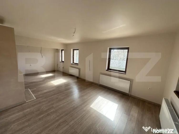 Casa premium P+M, 300 mp utili, teren 3200 mp, complet reno - 11