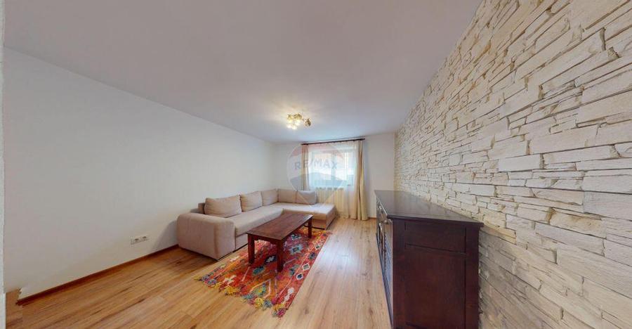 Duplex integral renovat, 3 camere , 2 bai, garaj, 403 mp ... - 1