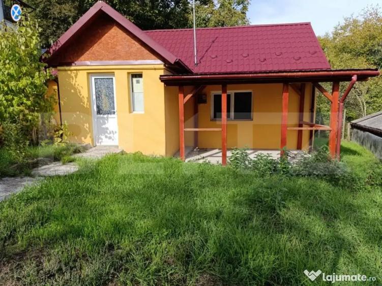 Casa 2 camere, terasa, curte ,zona lini?tita langa pad - 1