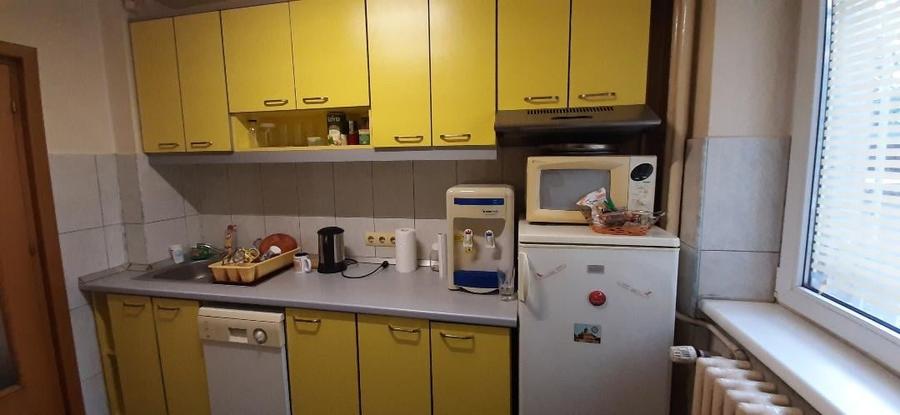 Apartament 3 cam  sau spatiu com cu balcon stradal pe Sos Stefan cel Mare - 5